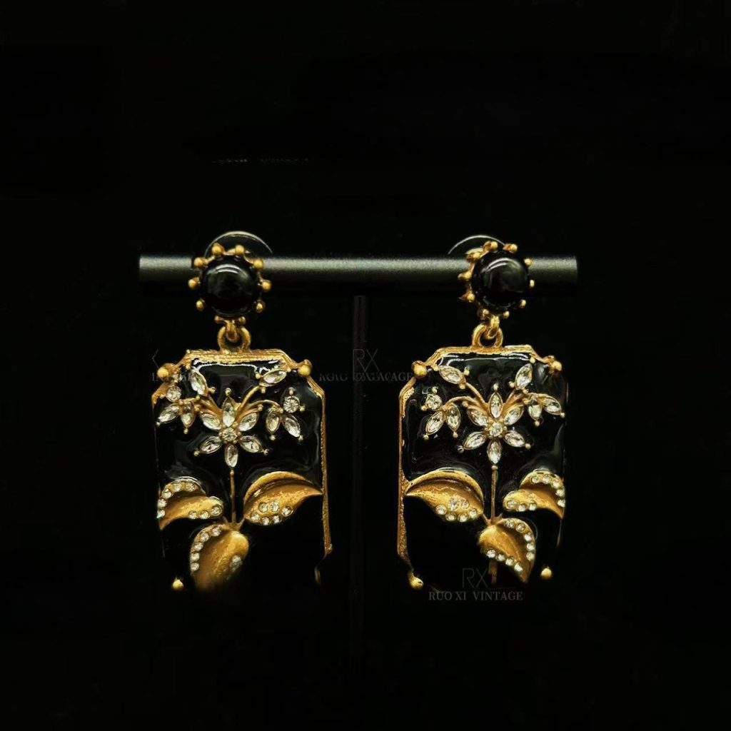 Antique Drop Earrings