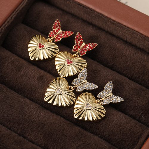 fashionable earrings