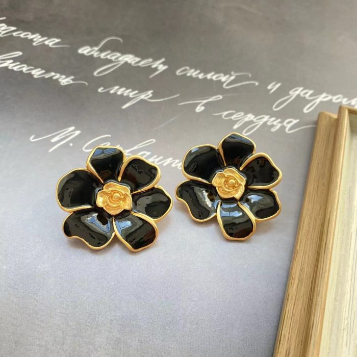 Black Earrings Flower Stud Purple Clip On Earrings Mediaeval Fashion Retro Simple Earrings - Image 5