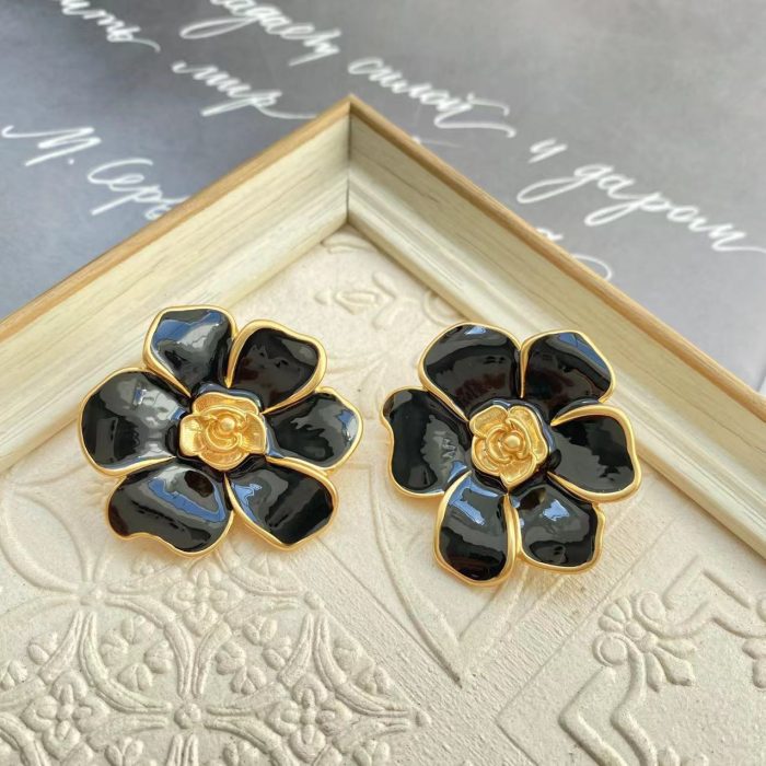 Black Earrings Flower Stud Purple Clip On Earrings Mediaeval Fashion Retro Simple Earrings - Image 4