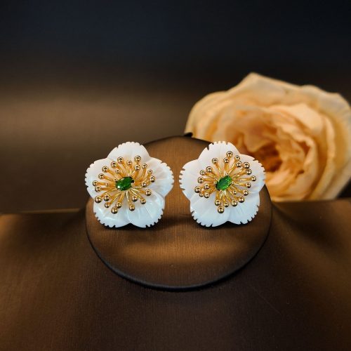Sea Shell Earrings​ Gold Plated Flower Earrings White And Green Diamond Women's Fashion Retro Earrings