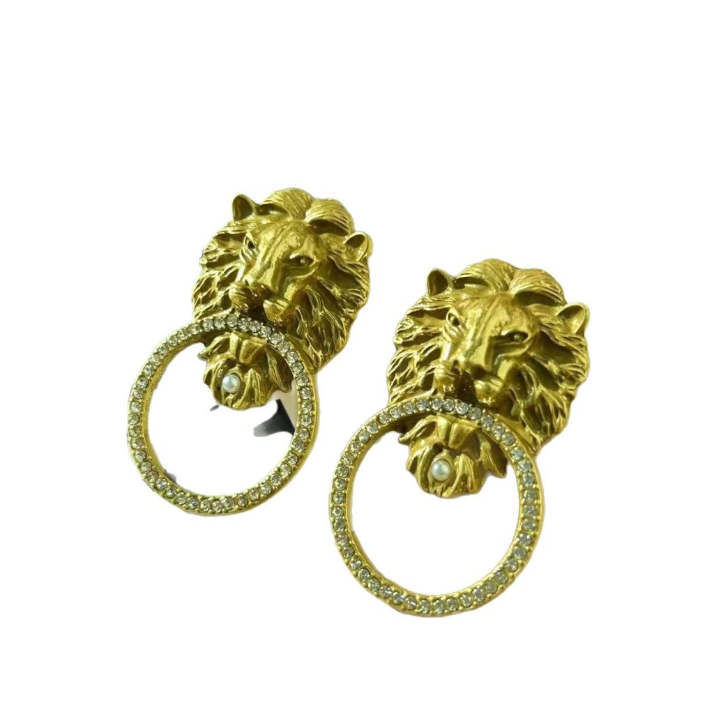 Ornate Lion Crystal Ring Women Earrings