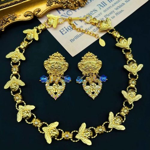 Vintage Gold Cherub Angel Dangle Earrings