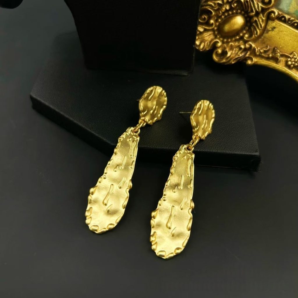 Vintage Irregular Metal Dangle Statement Earrings