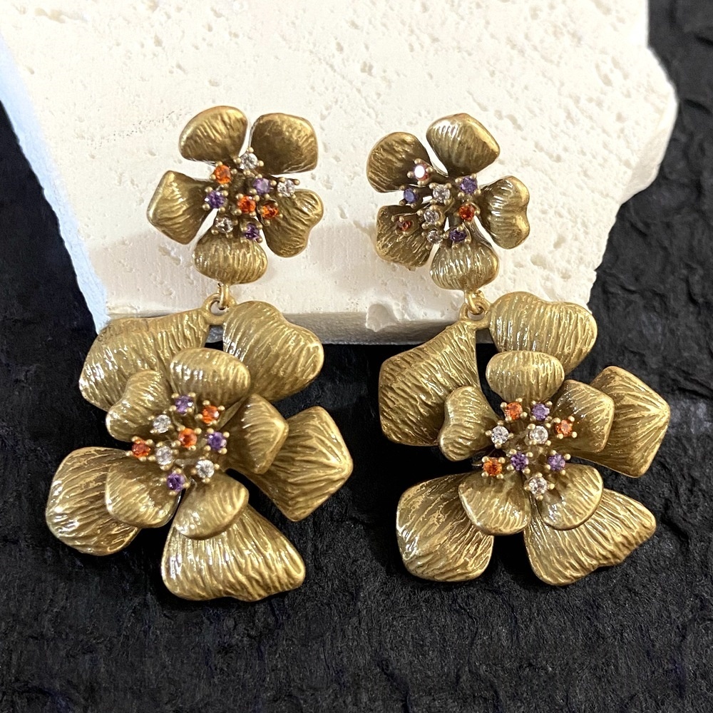 dangle earrings flower