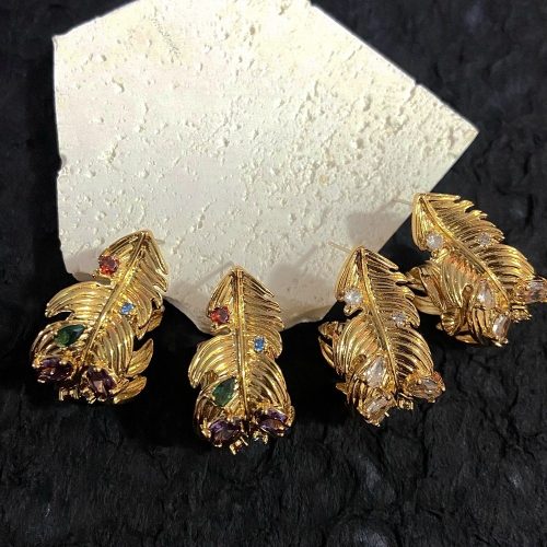maple leaf earrings