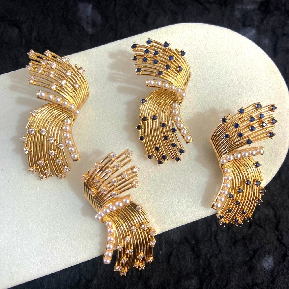 pearl rhinestone earrings