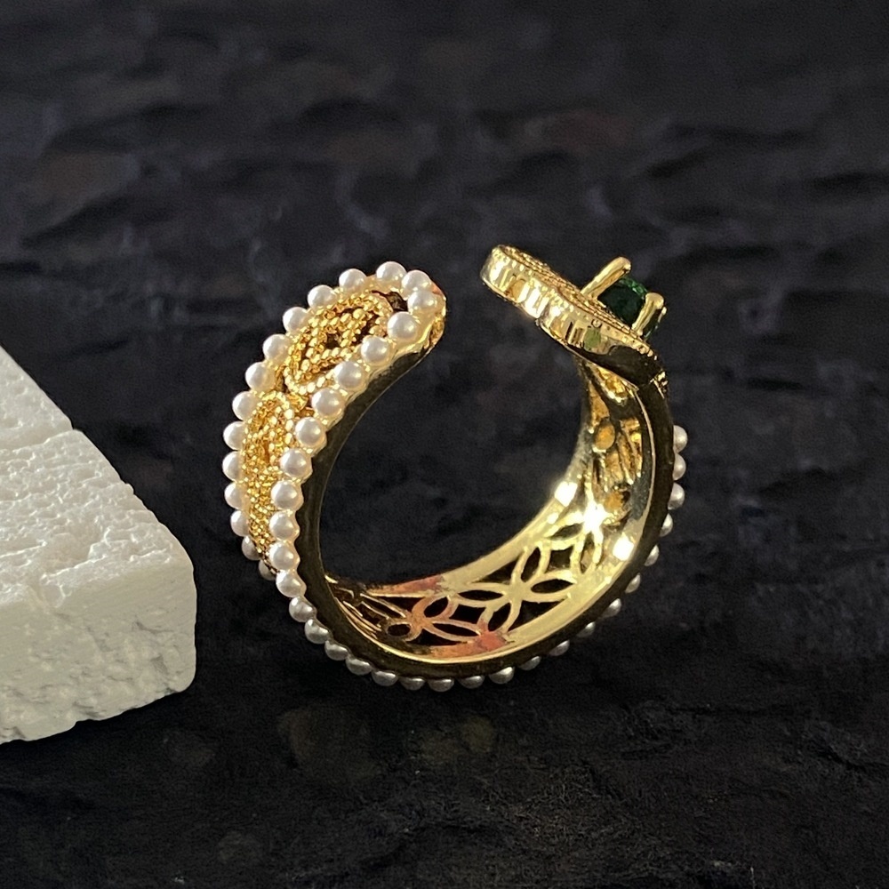 vintage pearl rings