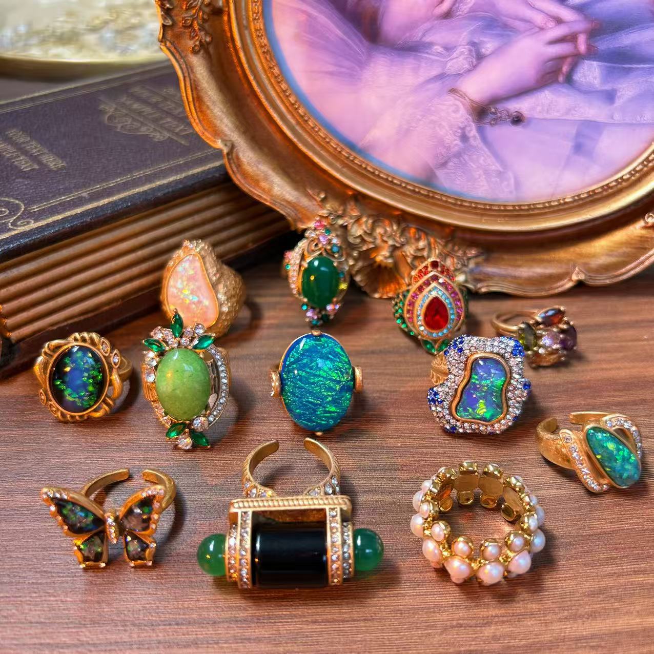 Victorian Style Large Stone Rhinestone Inlay Costume Adjustable Rings