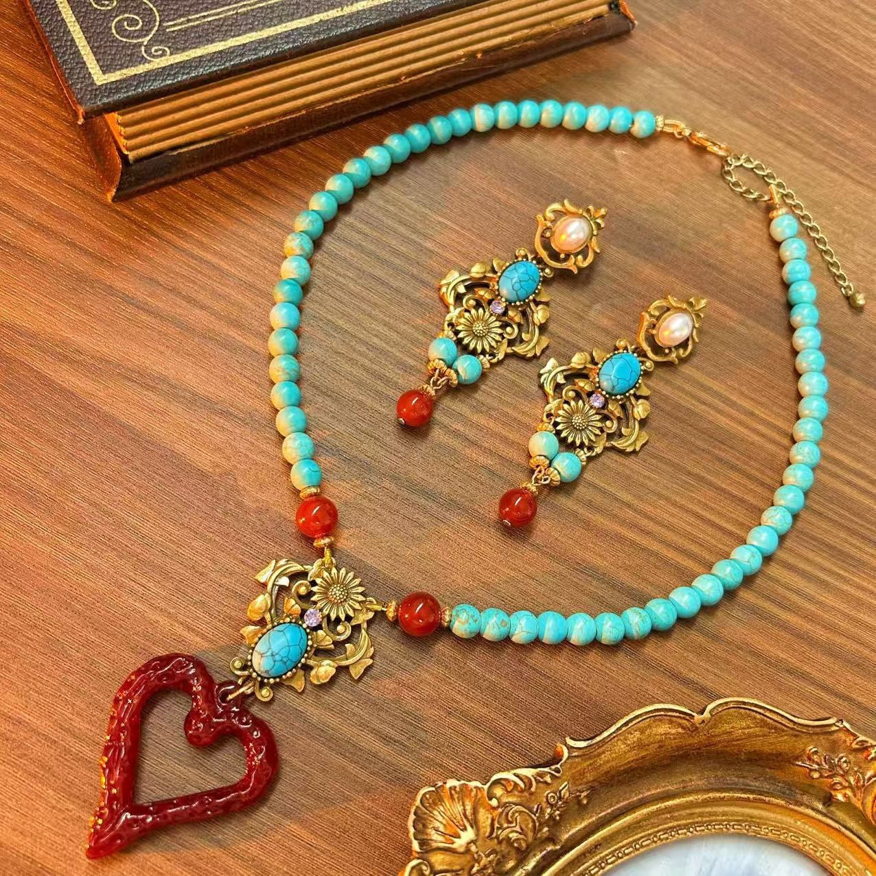 Boho‑Style Antique Gold Open‑Work Floral Matching Jewelry Set